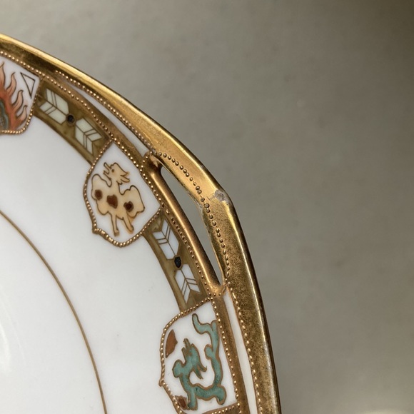 Antique Original RC Hand Painted Nippon Plate with Handles Gold W/Crest Design - Picture 6 of 15